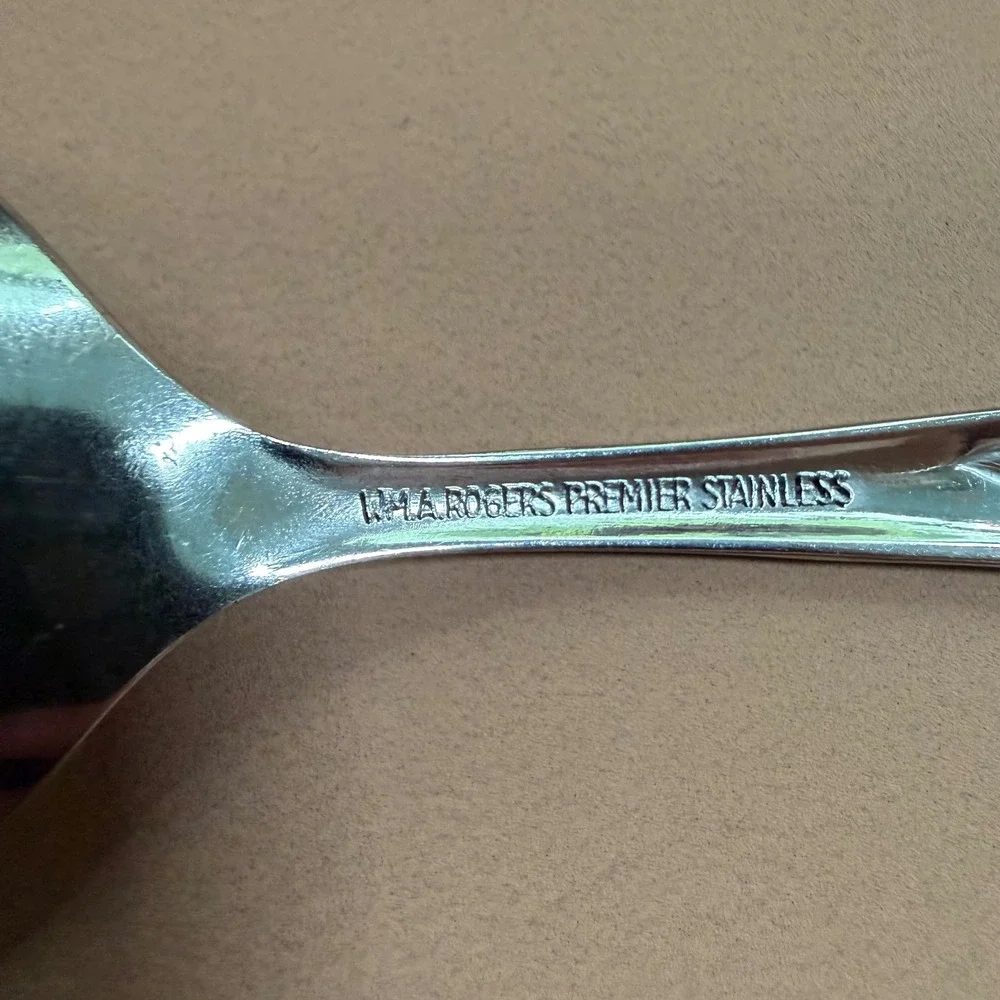 Oneida Rogers Premier La Rose Stainless Flatware Set 9pc Vintage Forks Spoons